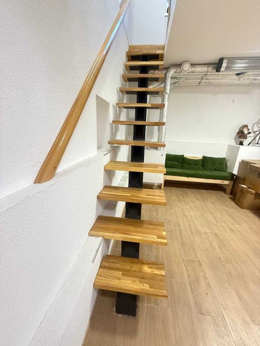 Продаж комерційного приміщення 76 кв.м. в р-ні Поділля - Слов'янка.