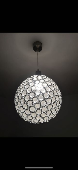 Nowoczesna lampa kula