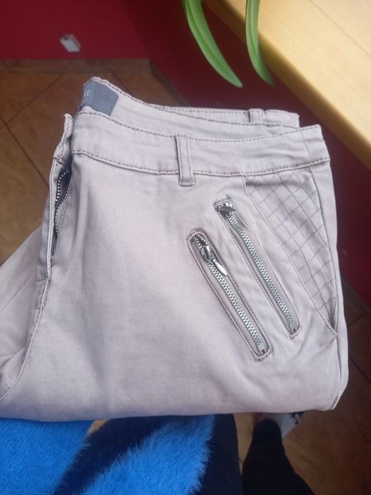 Spodnie damskie Next