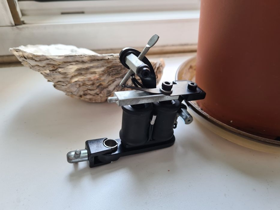 індукційна тату машинка micky sharpz iron в прекрасному стані