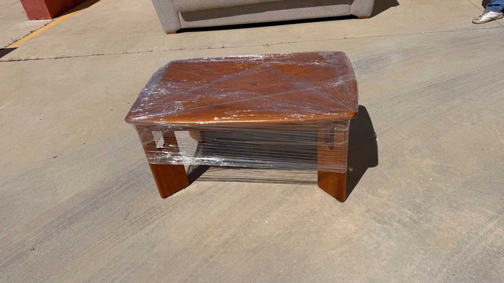 Mesa de centro (Harpa, madeira maciça)