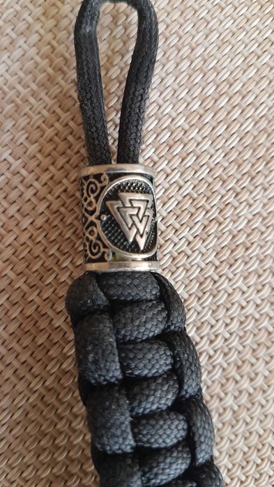 bransoletka-amulet