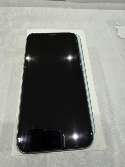 Iphone 11 miętowy