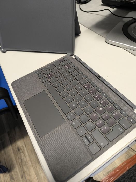 Teclado ipad Logitech combo