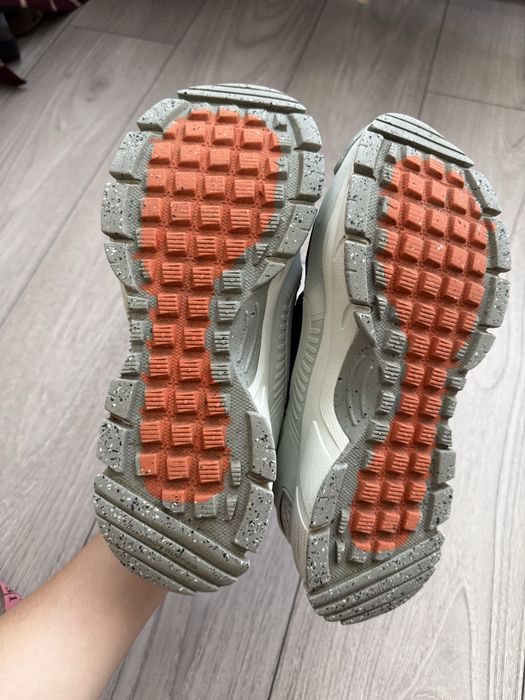 Кросівки Nike Vomero 40 розмір унісекс