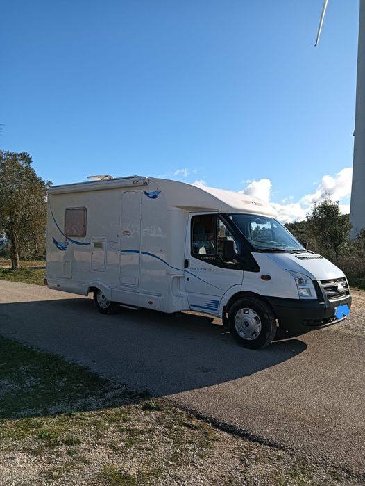 Autocaravana Ford