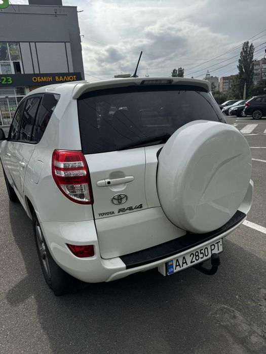 Toyota RAV-4 2012