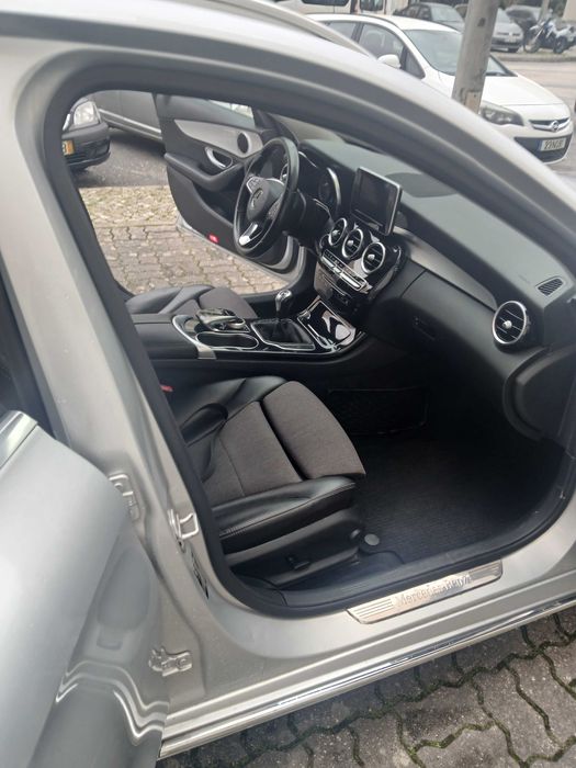 Mercedes-Benz C220 Bluetec