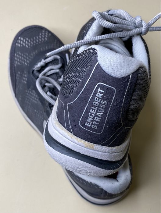 Робочі черевики Engelbert Strauss.