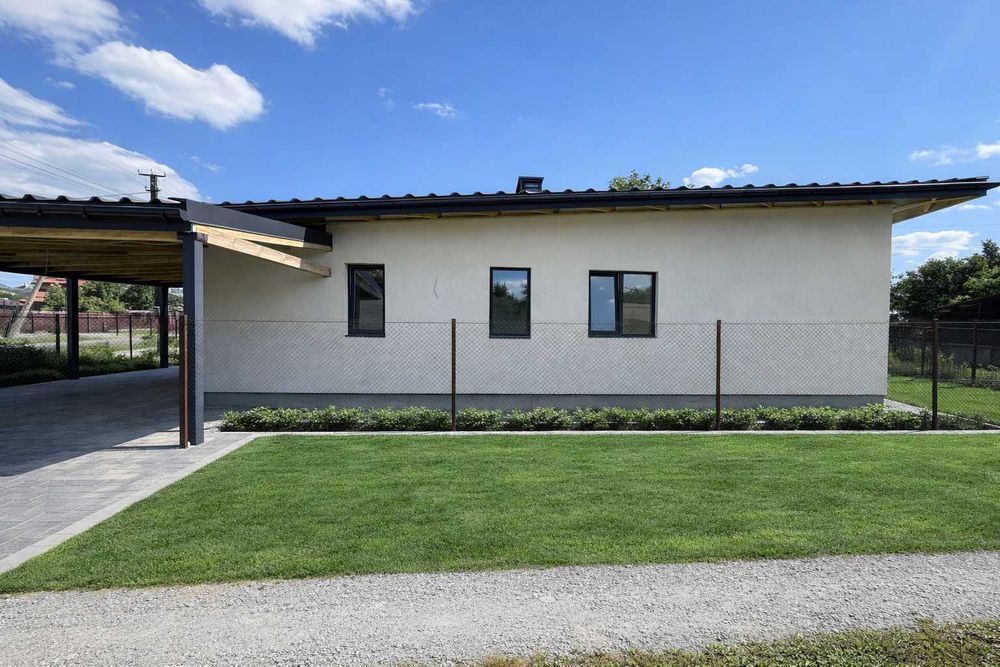 продаємо приватний будинок|село Зимна Вода|70% ремонту