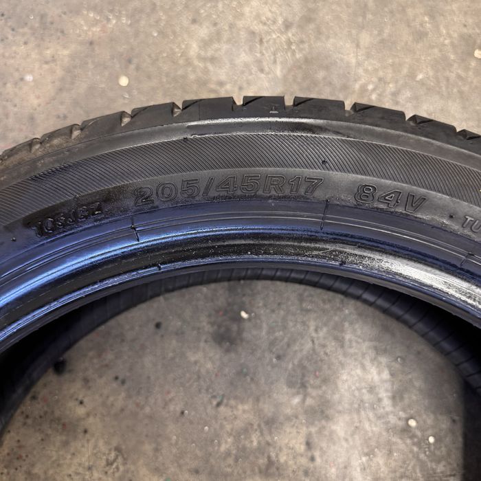 2 шт літні 205/45/17 bridgestone turanza t-005