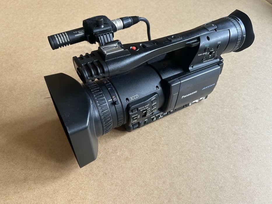 Kamera Panasonic AG-HMC151E zestaw