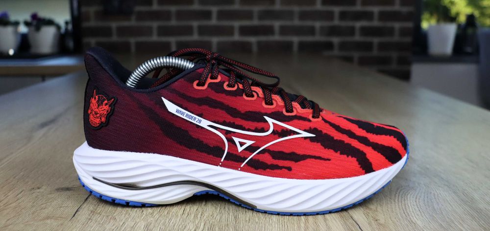 Mizuno Wave Rider 28 męskie biegowe 41 ( 26,5 cm)