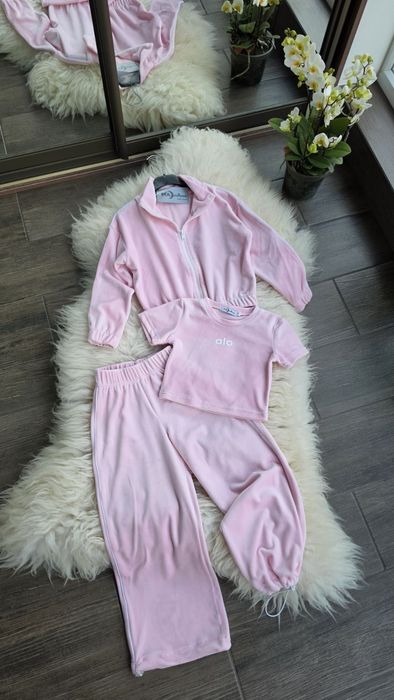 Стильний велюровий костюм 3в1 для дівчинки:116,122,128,134,140!Новий!