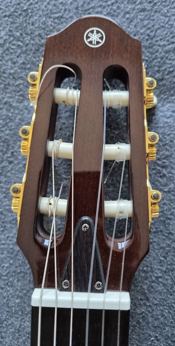Guitarra Yamaha Silent SLG-200NW  (Em perfeito estado)