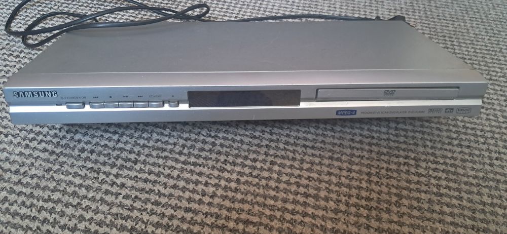 Продам DVD-плеєр