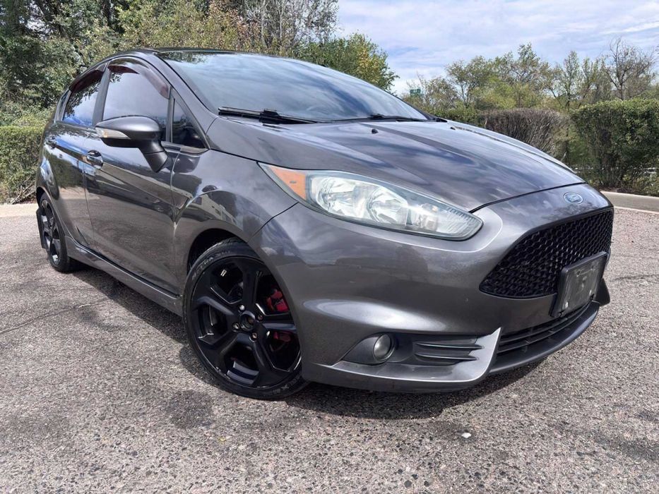 Ford Fiesta Titanium      2016