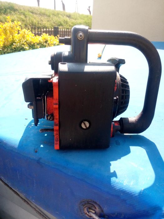 Piła spalinowa Tanaka model  ECS 320