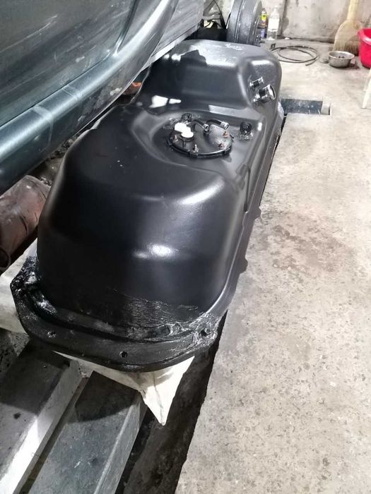 Топливный бак, ремонт кузова, удаление вмятин