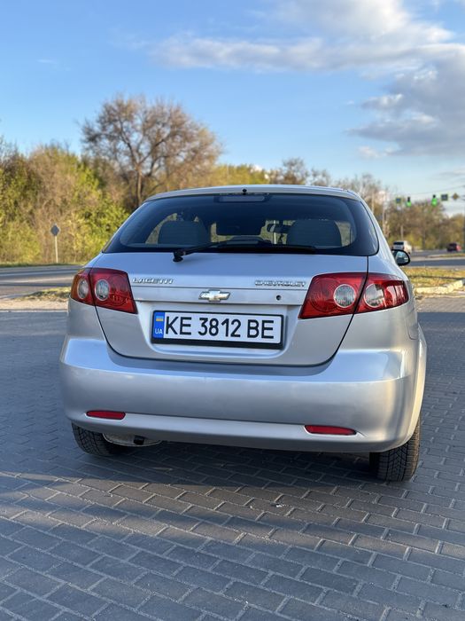 Продам лачети хэтчбек
