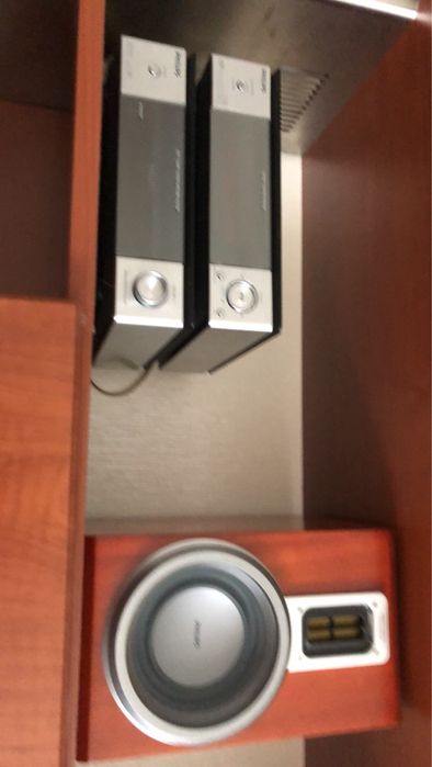 Музичний центр Philips MCD708 з двома колонками