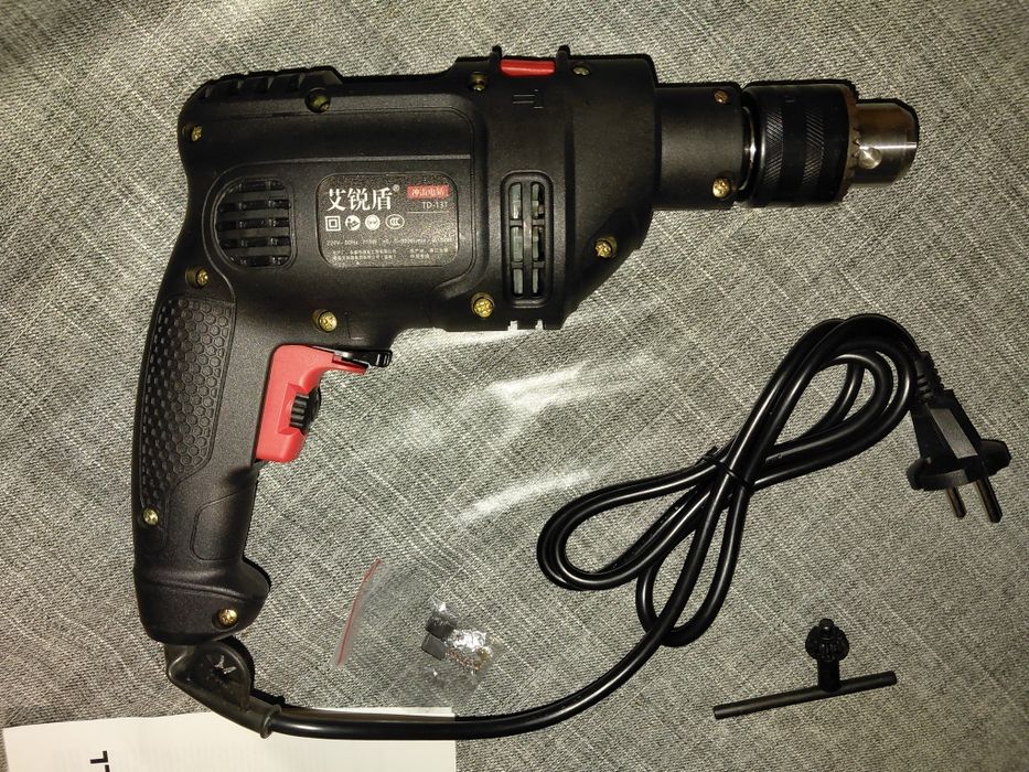 Berbequim de impacto elétrico 220V, 3000 RPM, mandril de 13 mm (Artigo Novo)