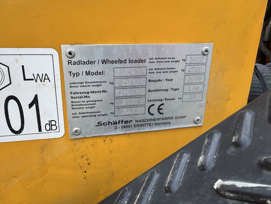 Ładowarka Schaffer 2445