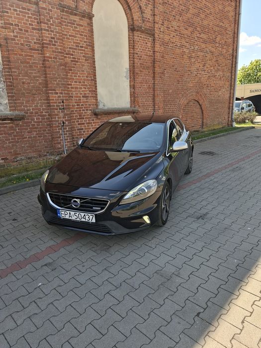 Volvo v40  D3 5 cylindrów  R-Desing