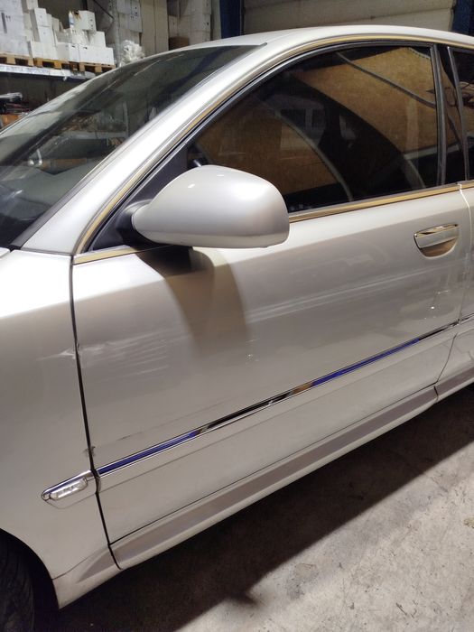 Audi a8 d3 uszkodzone