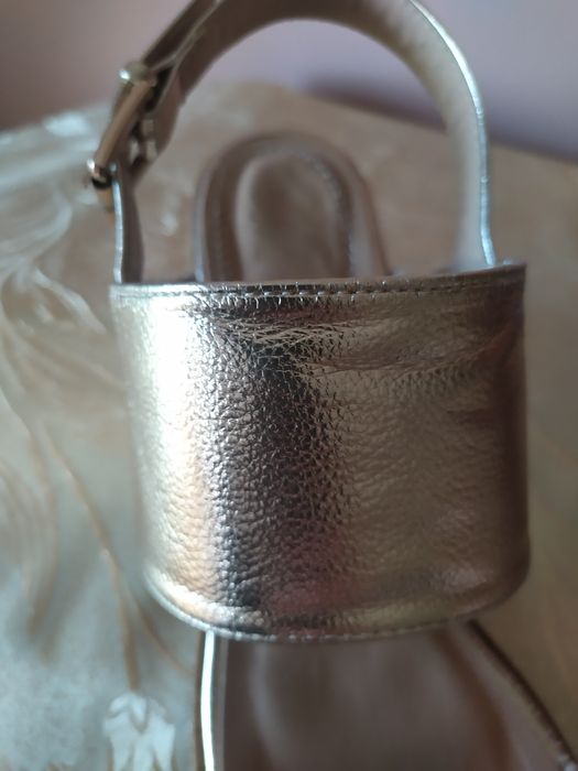 Босоніжки 41 р. 26.5 см жіночі