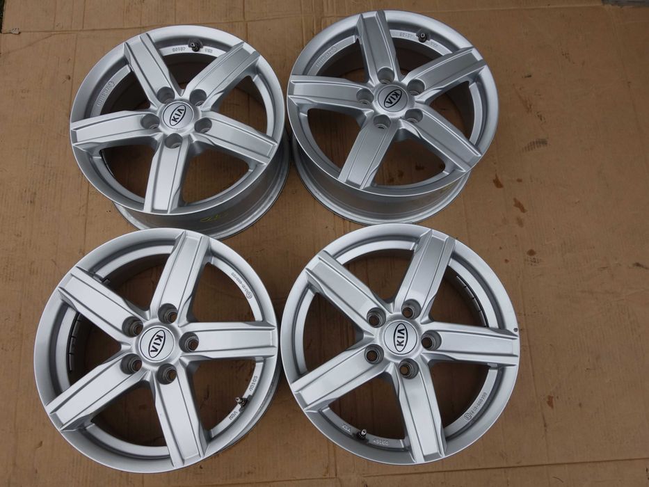 Felgi KIA SPORTAGE VENGA Hyundai IX35 I30 IX20 MAZDA cx3 cx5 6 3 16''
