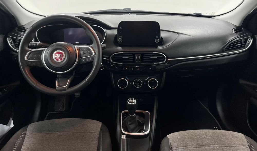 Fiat Tipo Station Wagon Cross 1.0 GSE T3 Cross