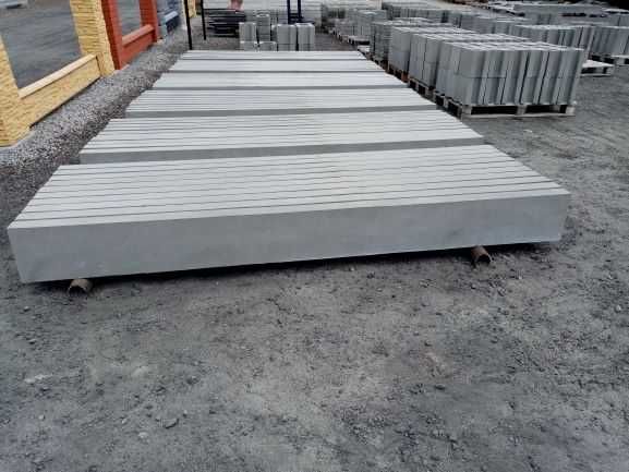 Podmurówka betonowa ogrodzeniowa gładka prosta murek płyta betonowa