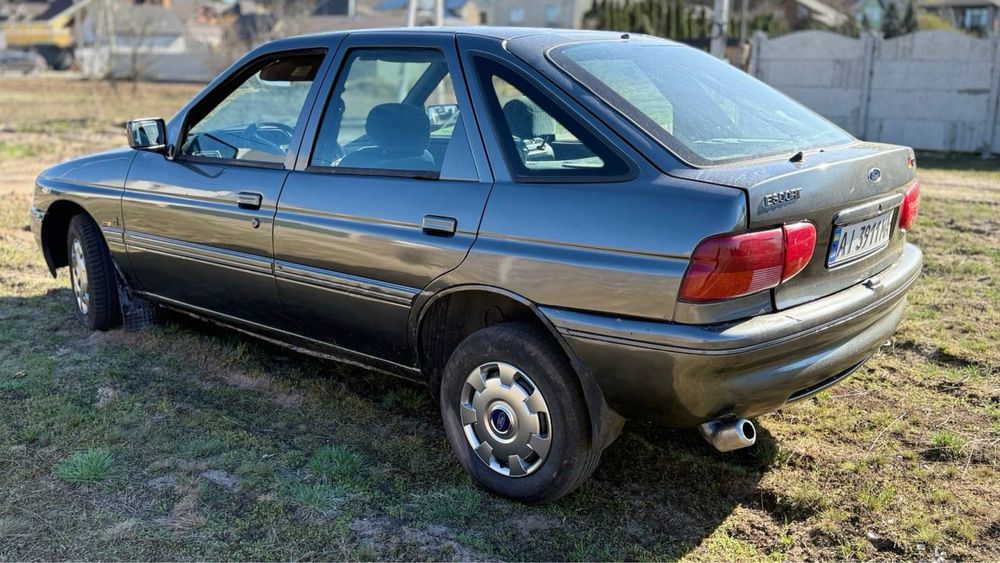 Ford escort 1.4 1992 року