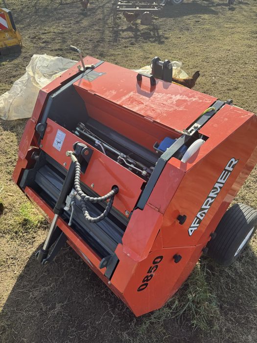 Mini prasa zwijająca do bel