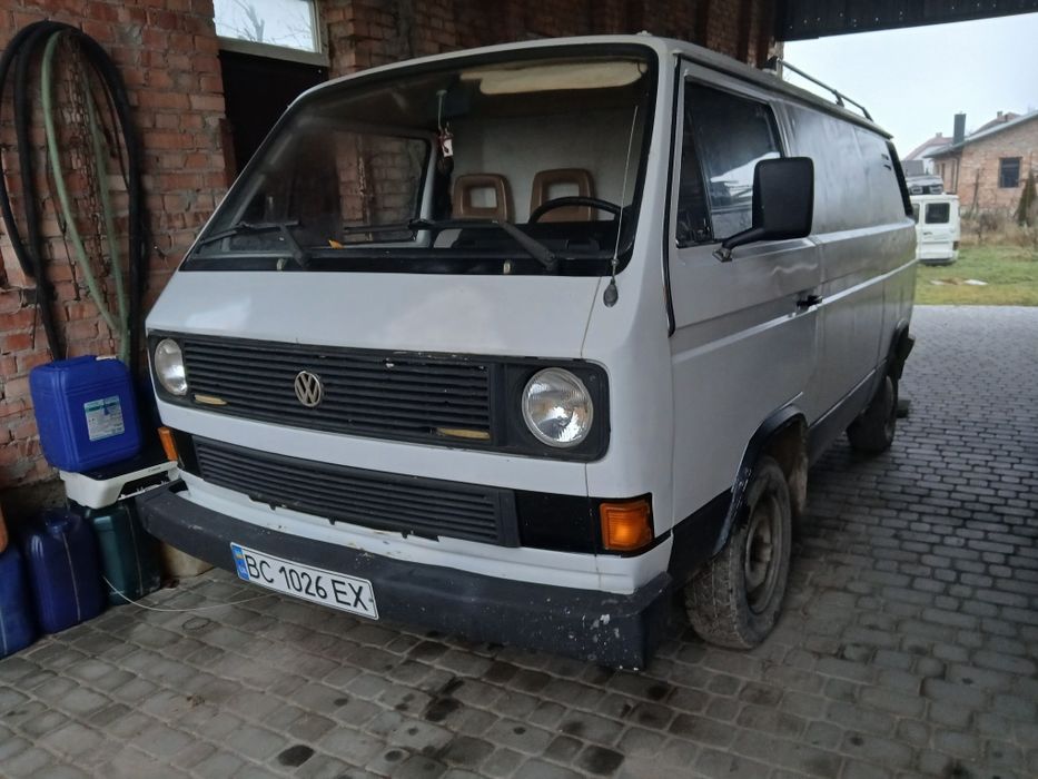 Бус VOLKSWAGEN TRANSPORTER 1.6 дизель в хорошому стані