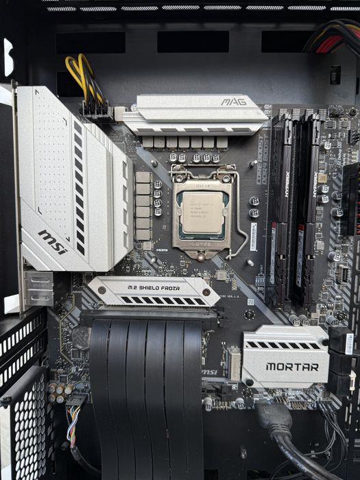 Потужний ігровий ПК! Без відеокарти, та системи охолодження!