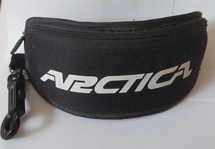 Opakowanie na okulary czarno-białe Arctica