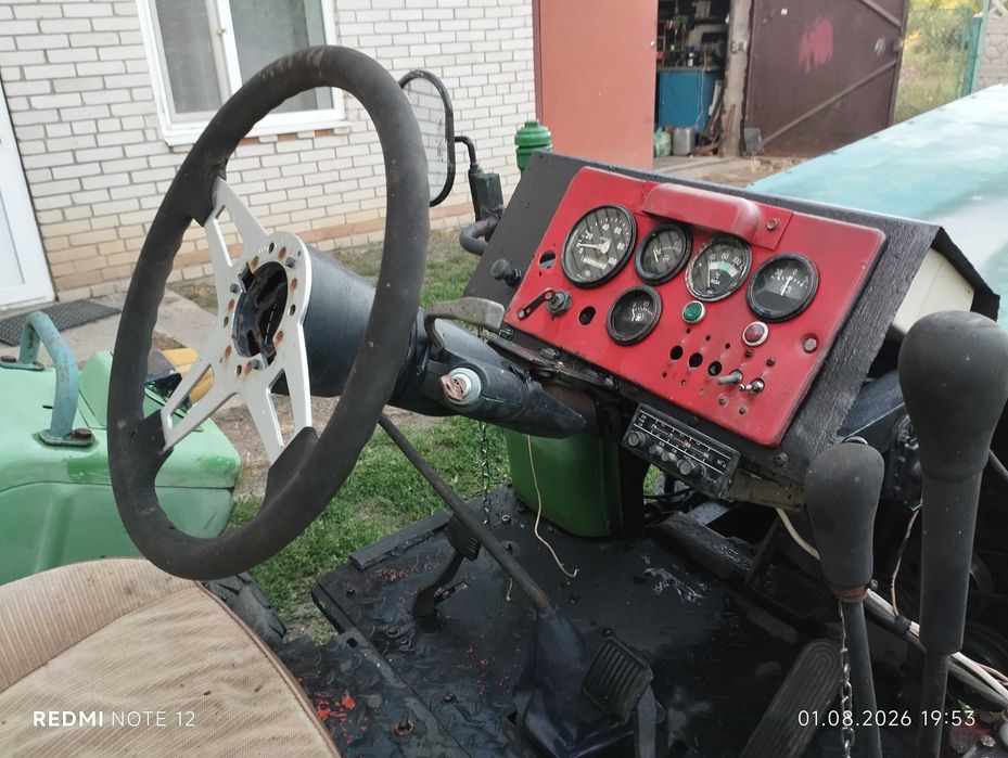 Трактор саморобний 1.6 дизель.