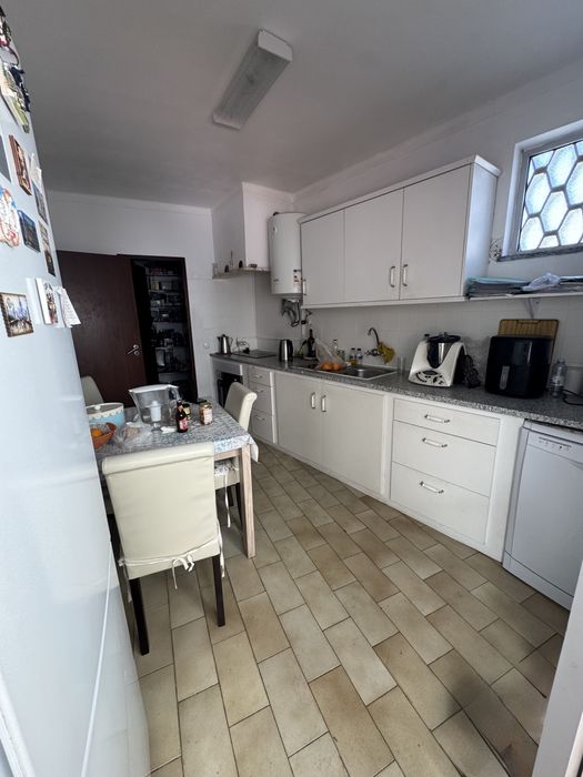 Apartamento T2, 1° andar com varanda e terraço (RESERVADO)