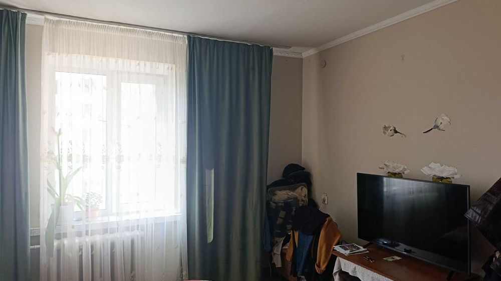 (3) Продам 3-кімнатну квартиру на Ближньому Замості 0756