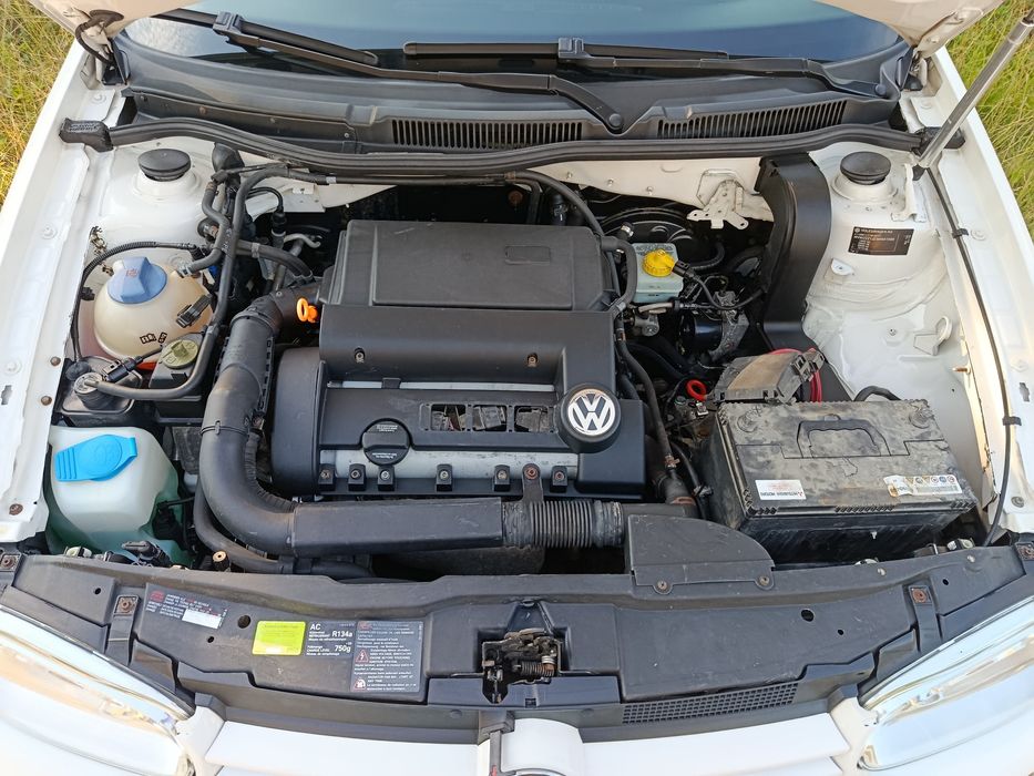 VW  Golf 4  ( 1.4/16v ) 2003р.