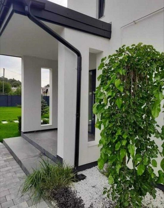 Продаж будинку, Брюховичі