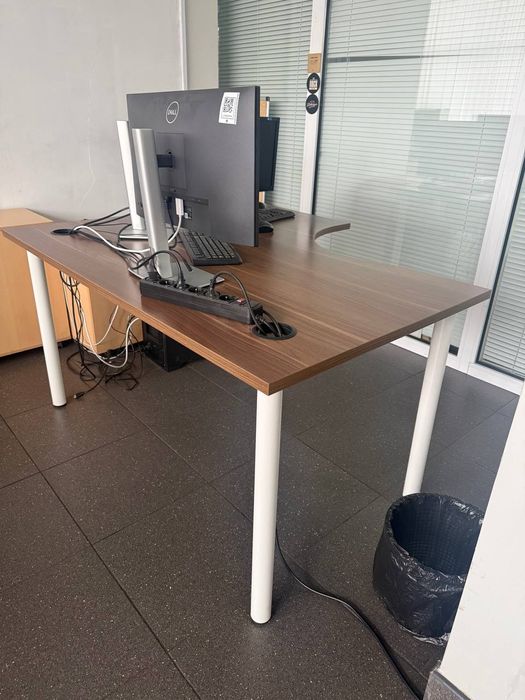 Стіл офісний багато