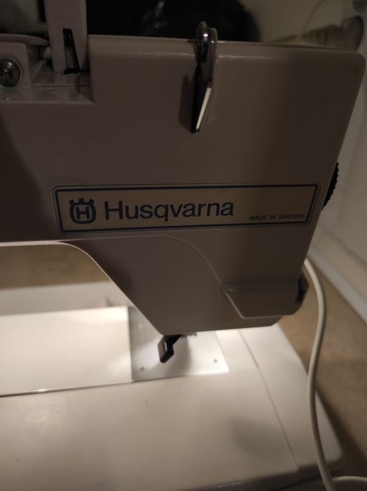 Швейна машина husqvarna  1070