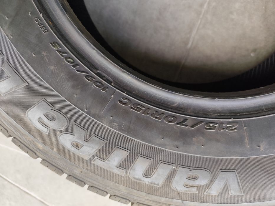 Pneus 215/70r15C Hankook Vantra 75% piso