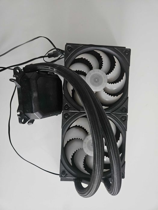 Silentium PC Navis F240 ARGB