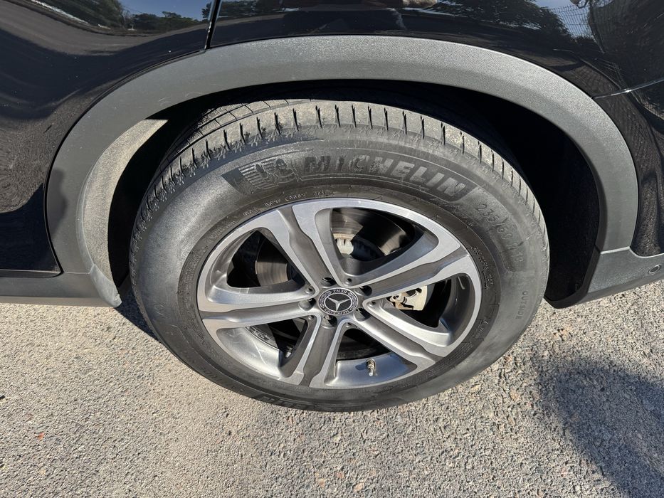 Продам Mercedes Bens GLC