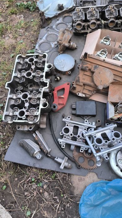 Продам запчасти двигателя Kawasaki ZZR 400/600 модель Е