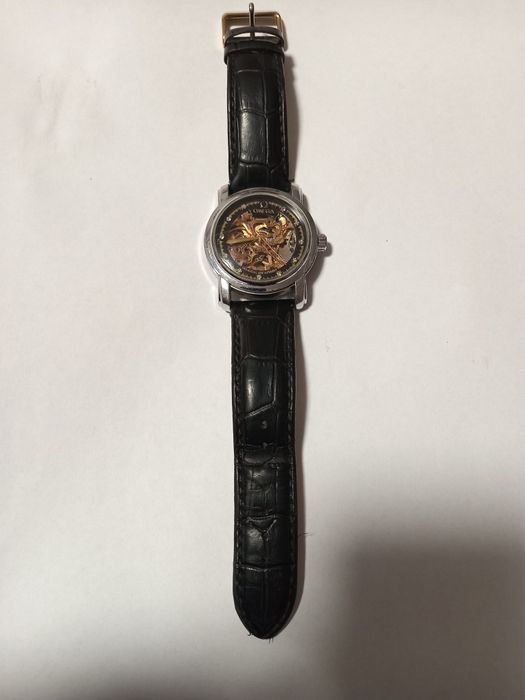 Часы мужские наручные